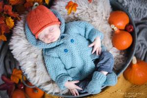 Julie RENAUT - SOUS NOS YEUX